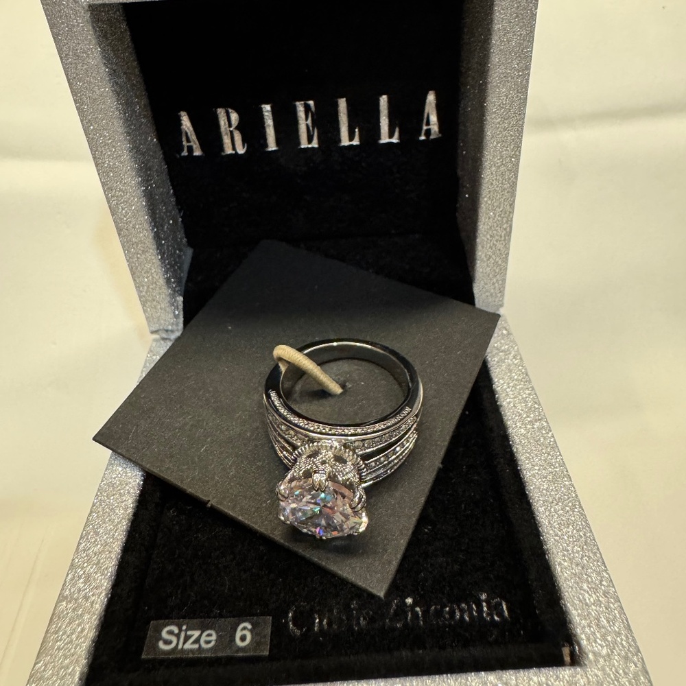 Zirconia Round 3+ Carat Ladies Ring Size 6